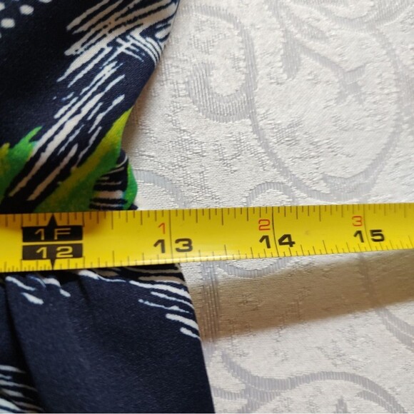 Saks Fifth Avenue Tropical Palm Print Dress Navy Green Resort Style Size Medium - Picture 7 of 7